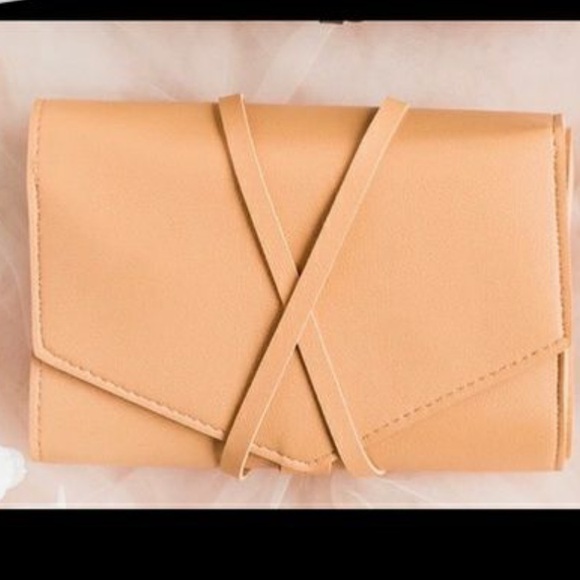 Glass & Ladder Katherine Tech Organizer Roll electronics Shade Honey Causebox - Picture 2 of 11